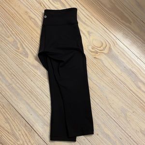Lululemon Align black crop